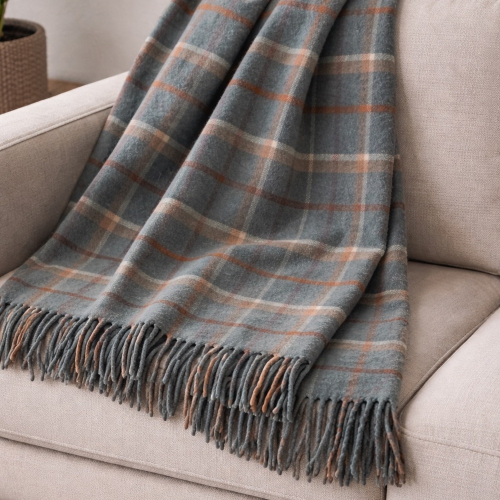Pendleton Plaid 100% Wool Fringe Throw Blanket 48”x 60”